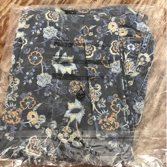 Joe's Jeans The Callie Jeans High Rise Cropped Boot Cut Leg Verona Print NWT 29 - Picture 9 of 10